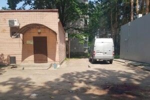 Чоловік убив одного, поранив 8 людей і втік