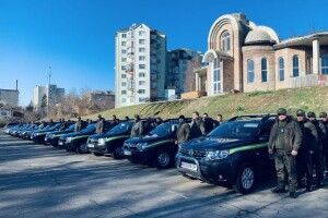 Лісові масиви Волині патрулюватимуть 13 рейдових груп на «Дастерах»