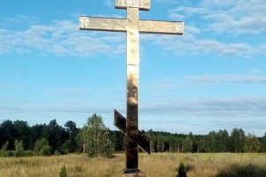 На Камінь-Каширщині встановили новий хрест