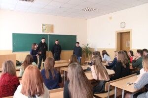 Полісмени провели зустріч із студентами педколеджу