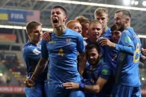 Збірна України U-20 трощить однолітків з Панами і вперше у своїй історії виходить в чвертьфінал ЧС!!!