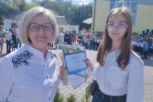 У громаді на Волині 80 школярів отримали грошові винагороди 
