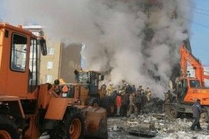 Вибух багатоповерхівки на Сахаліні: кількість жертв зросла до дев'яти, серед них є діти (Відео)