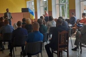 Американці у волинському селі «оздоровлюватимуть економіку України»