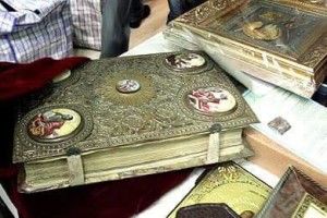 У Києві виявили квартиру скарбів «Кровосісі Папєрєдніка» (фото)