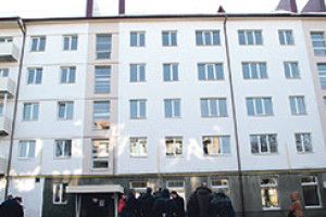 ВІДНОВИЛИ БУДИНОК-РУЇНУ