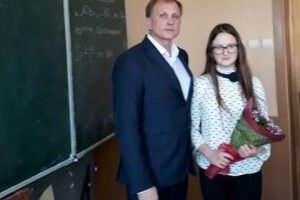 Юна лучанка стала символом боротьби на Сході