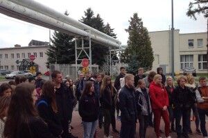 Діти волинських героїв сьогодні відвідали завод з виробництва літаків у Польщі, заснований українцем