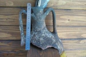 На Одещині місцевий дайвер знайшов амфори V ст. до н. е. і відніс їх у краєзнавчий музей