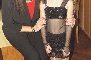 ЖУРІ ТА ГЛЯДАЧІ АПЛОДУВАЛИ  МАЛЕНЬКІЙ ВОЛИНЯНЦІ СТОЯЧИ