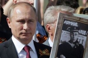 У Росії головний військовий храм прикрасять фото Путіна і Зеленського