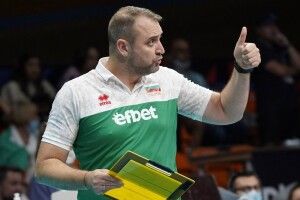 Волейбол: Іван Петков подав у відставку (Офіційно)