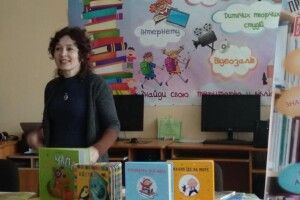 Про Великдень і витинанки розповіла дітям письменниця