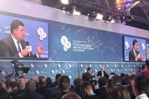 Гройсман не знає, що робити із Саакашвілі