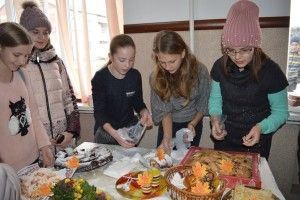 У Дубівській громаді під час час благодійного ярмарку збирали кошти для лікування місцевого шестикласника (Фото)
