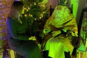 Щоб не дістали рашистські ракети: у Луцьку Святий Миколай працюватиме в укритті