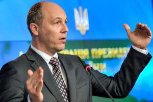 Чому Андрій Парубій «дав добро» на підвищення депутатських зарплат?