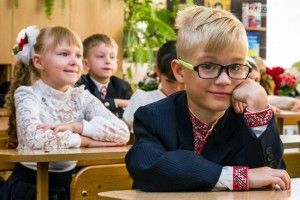 У Ковелі 1143 першокласника сядуть за парти у новому навчальному році