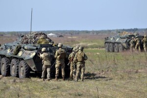 Українські морпіхи вчилися воювати в населеному пункті (Фото)