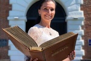 У Рівному уперше презентують три вишиті мініатюри класиків української літератури