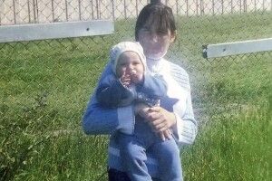 Поїхали на велосипеді і зникли: на Рівненщині розшукують маму з 2-річним сином