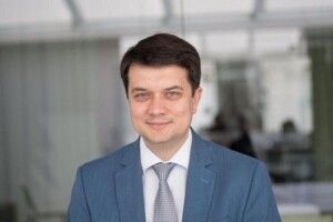 Разумков записав відеозвернення жестовою мовою (відео)