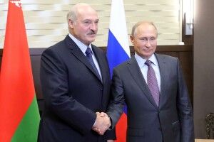 Навіть Facebook  дозволив писати: «Смерть кривавим кровопивцям Путіну і Лукашенку!»