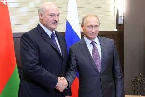 Лукашенко заявив, що готовий підняти по тривозі білоруські військові частини і запевнив росію в підтримці