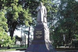 Націоналісти завта хочуть завалити Ватутіна в Маріїнському парку Києва