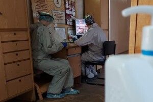 Лікарі районної лікарні на Волині показали, як лікують коронавірусних хворих