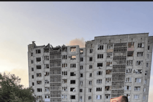 У Луцьку почнуть демонтаж секції багатоповерхівки, зруйнованої під час обстрілу