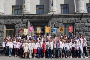 У студентів СНУ сьогодні - новий дрес-код (ФОТО)