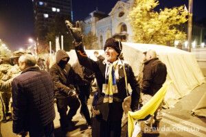 Мустафа Найєм: «Поліція спрацювала професійно, очеплення залишилося в районі наметового містечка»