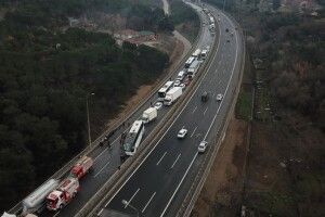 У Туреччині сталася аварія за участю 23 автомобілів (Відео)