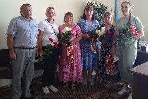 У громаді на Волині багатодітних матерів привітали з почесним званням