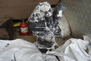 Затримали іноземця, який перевозив деталі до літака (Фото)