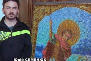 Велике терпіння і 15 кг сірників: від «вишитої» волинянином ікони чорти тікатимуть, як від вогню