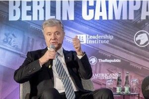 Порошенко у Берліні: «Перемога України – це п’ять «НІ»