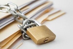 У Луцьку судили поліцейську за порушення законодавства про державну таємницю