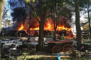 В Одесі палає кафе під назвою «ВДВ»