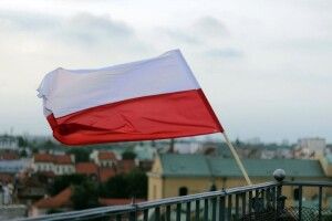 В чотири рази вища, ніж в Україні: середня зарплата в Польщі зросла на 12%