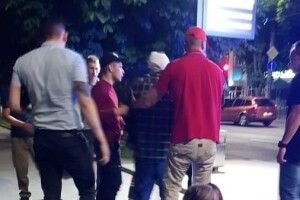 «Правильні» молоді лучани відправили до лікарні літнього чоловіка (Фото 18+)