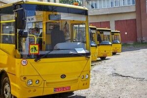 11 луцьких «Богданів» возитимуть школярів Тернопільської області