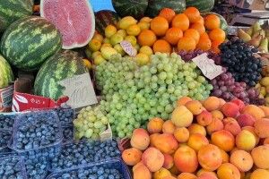 На Волині значно зросли ціни на фрукти   