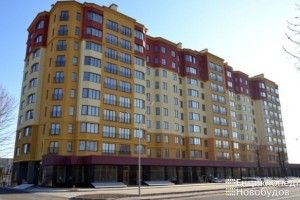 Вручили ключі від квартир дітям-сиротам