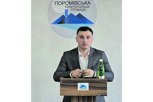 Наймолодший голова громади Волині та України не боїться сідати в трактор, щоб розчистити сніг