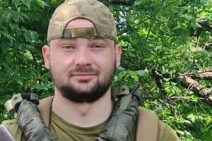 Скорботний кортеж прибуде завтра: Рівненщина зустріне 26-річного Героя