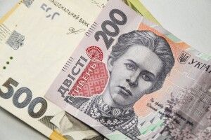 Мама загиблого бійця із Луцька віддала мільйон на ЗСУ з компенсації за смерть сина