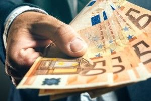 Крав у багатих, віддавав бідним: італійський «банкір-Робін Гуд» уник ув’язнення