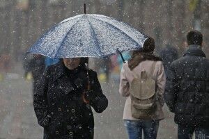 На Волинь сунуть дощі з мокрим снігом